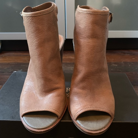 Lucky Brand Size 8 Lisza Open Toe Bootie - Picture 2 of 5